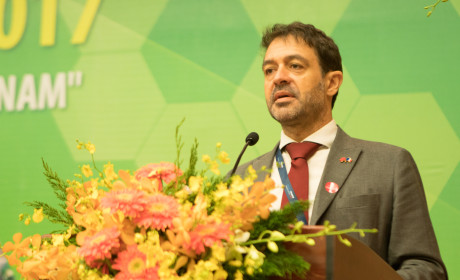 Chuyên gia Pháp trao đổi kinh nghiệm “để có nguồn thức ăn sạch” tại Vietnam Foodexpo 2017