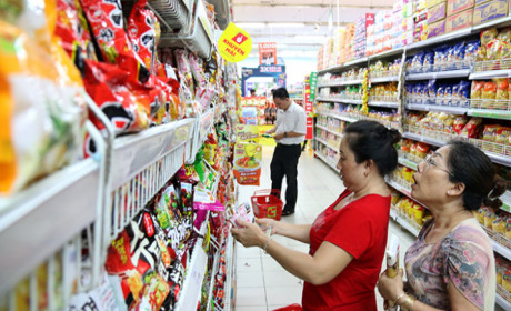 Vietnamese economy shows gradual signs of positivity amid difficulties
