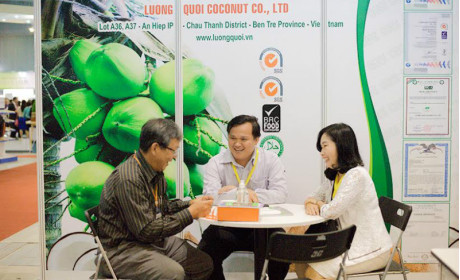 Sản phẩm từ trái dừa Bến Tre gia tăng cơ hội tiếp cận khách hàng tại Vietnam Foodexpo