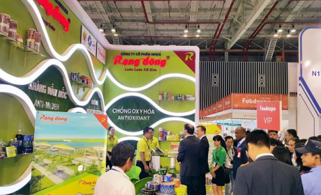 Advanced complex packaging products introduced at Vietnam Foodexpo 2017